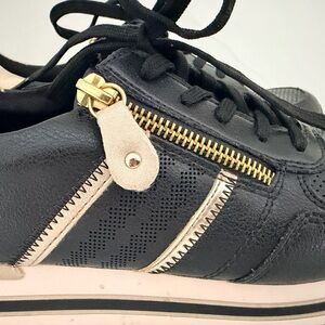 Remonte Black Leather Lace-Up Sneaker with Gold Zip and Cream Trim